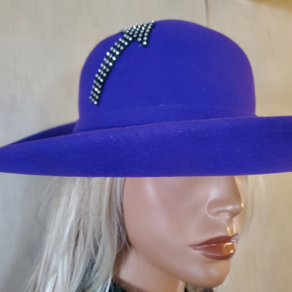 Vintage Mr John Classic Purple Wide Brim Hat Bold Rhinestone Arrows Larger Size